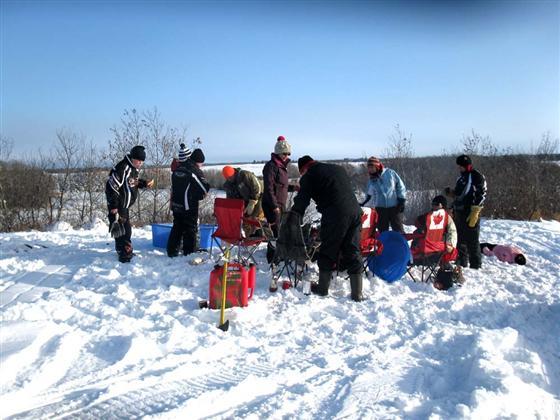 manitoba winter fun asessippi ski area